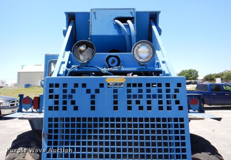 image for item HB9757 1992 SkyTrak 6000M  telehandler