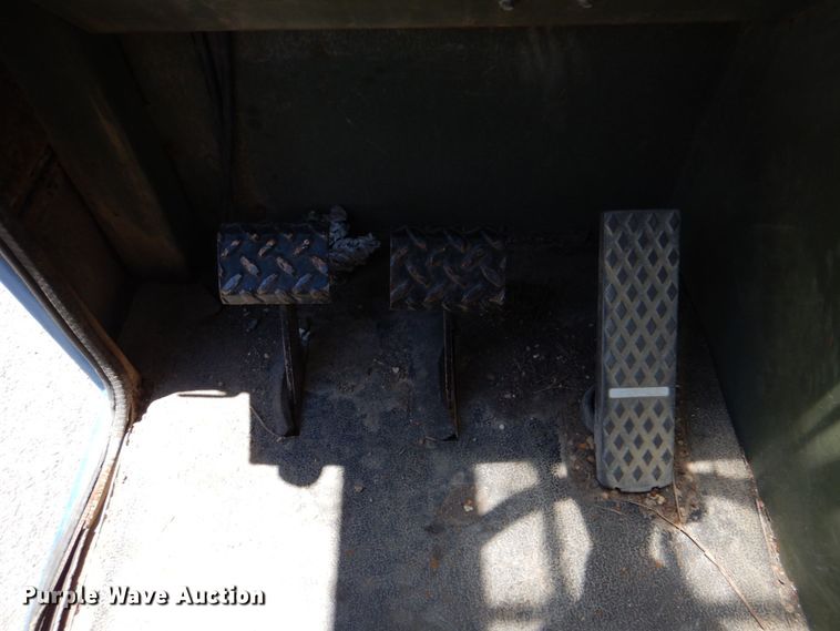 image for item HB9757 1992 SkyTrak 6000M  telehandler