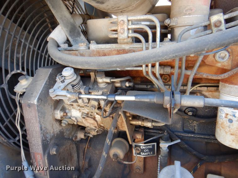 image for item HB9757 1992 SkyTrak 6000M  telehandler