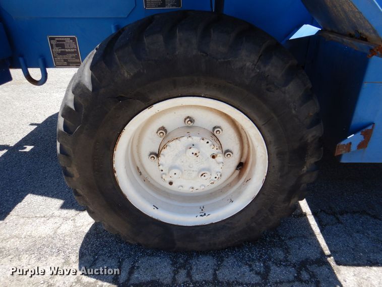 image for item HB9757 1992 SkyTrak 6000M  telehandler