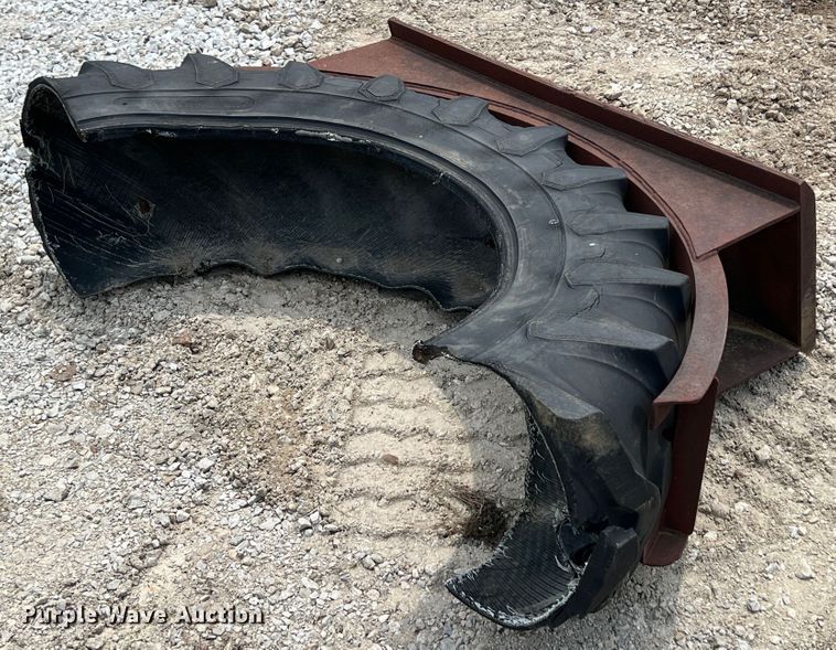 image for item HL9035 62" W skid steer pusher