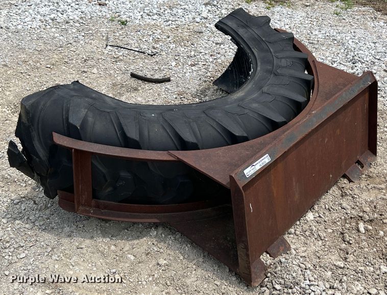 image for item HL9035 62" W skid steer pusher