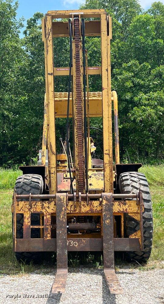 image for item HL9042 1971 Champ CB70  forklift
