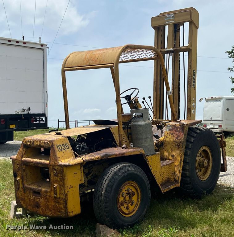 image for item HL9042 1971 Champ CB70  forklift