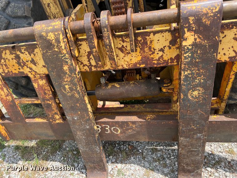 image for item HL9042 1971 Champ CB70  forklift