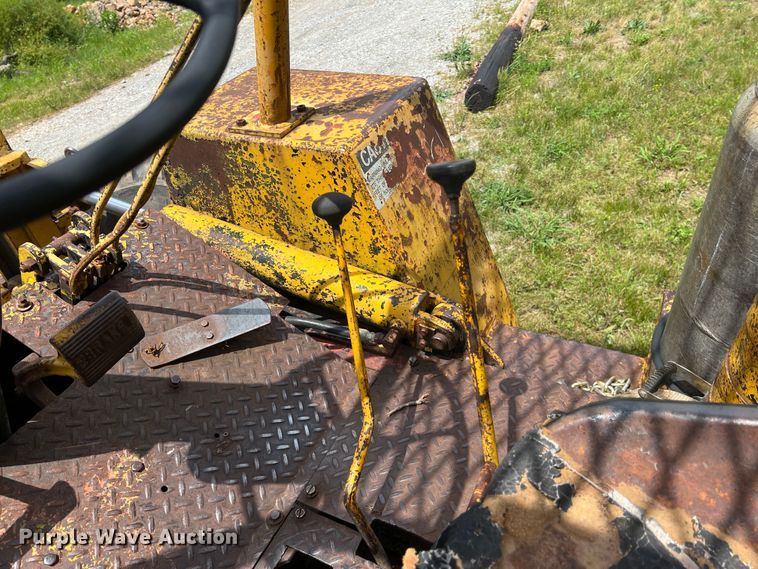 image for item HL9042 1971 Champ CB70  forklift