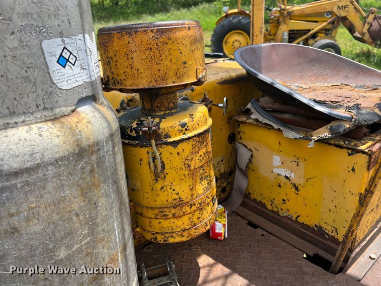 image for item HL9042 1971 Champ CB70  forklift