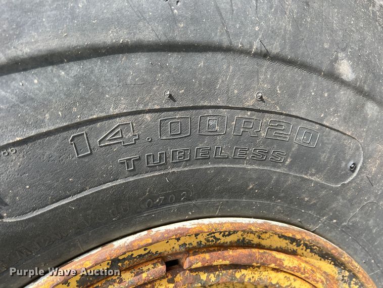 image for item HL9042 1971 Champ CB70  forklift