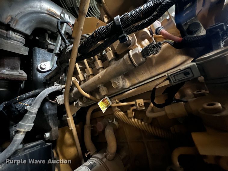 image for item HL9079 2018 Caterpillar 272D2  skid steer loader