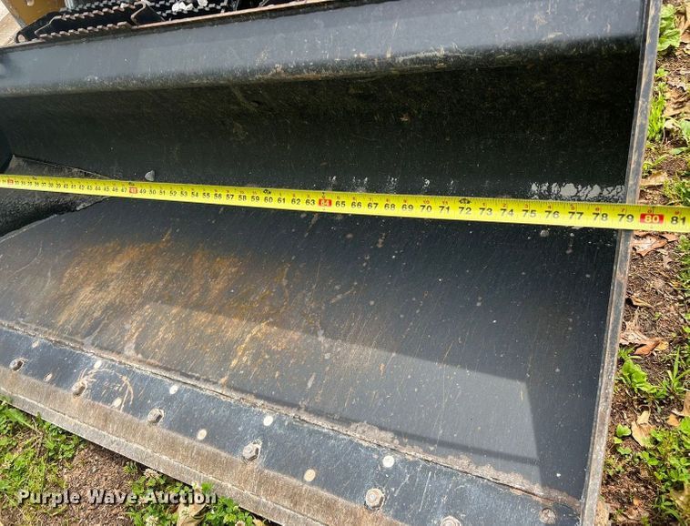 image for item HL9079 2018 Caterpillar 272D2  skid steer loader