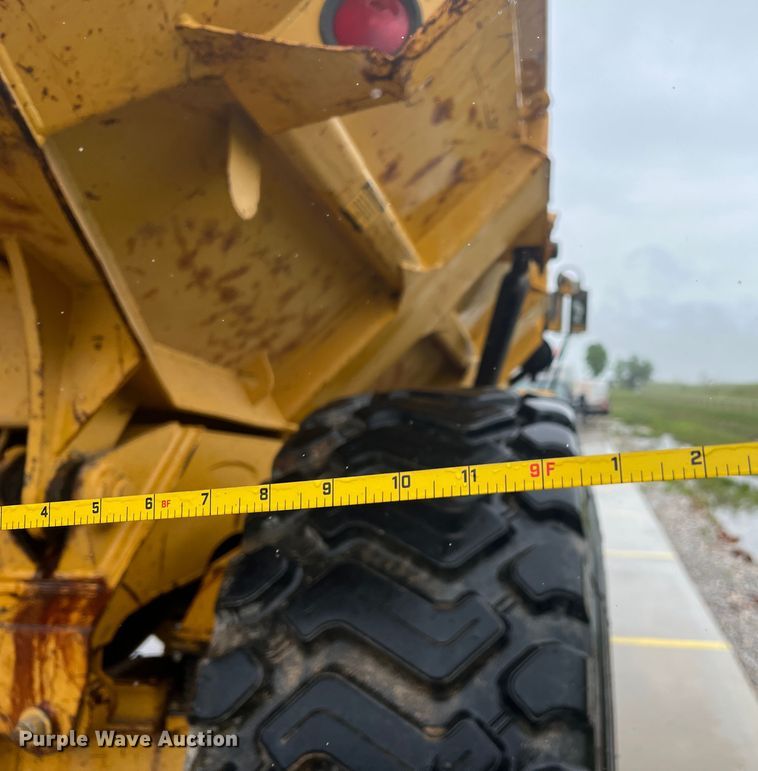image for item HL9086 1995 Bell B25B  haul truck