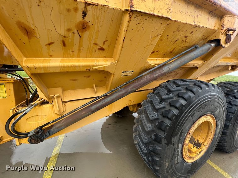 image for item HL9086 1995 Bell B25B  haul truck
