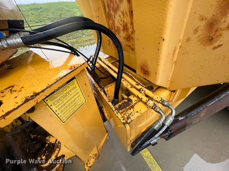 image for item HL9086 1995 Bell B25B  haul truck