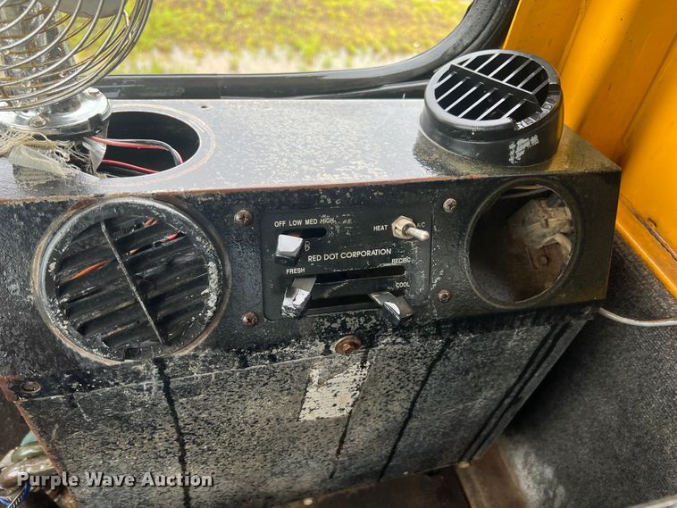 image for item HL9086 1995 Bell B25B  haul truck