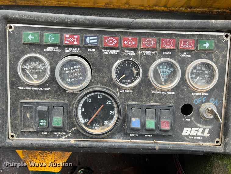 image for item HL9086 1995 Bell B25B  haul truck