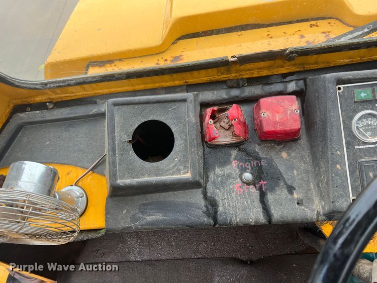 image for item HL9086 1995 Bell B25B  haul truck