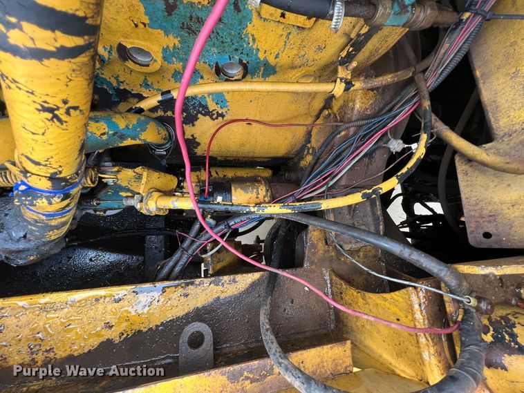 image for item HL9086 1995 Bell B25B  haul truck