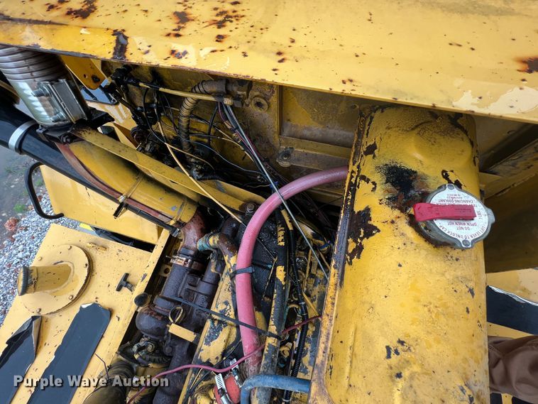 image for item HL9086 1995 Bell B25B  haul truck