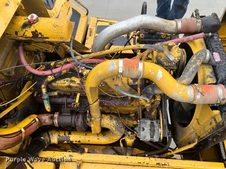 image for item HL9086 1995 Bell B25B  haul truck