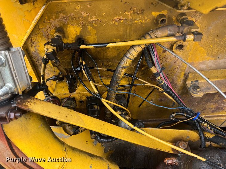 image for item HL9086 1995 Bell B25B  haul truck