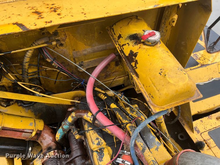 image for item HL9086 1995 Bell B25B  haul truck