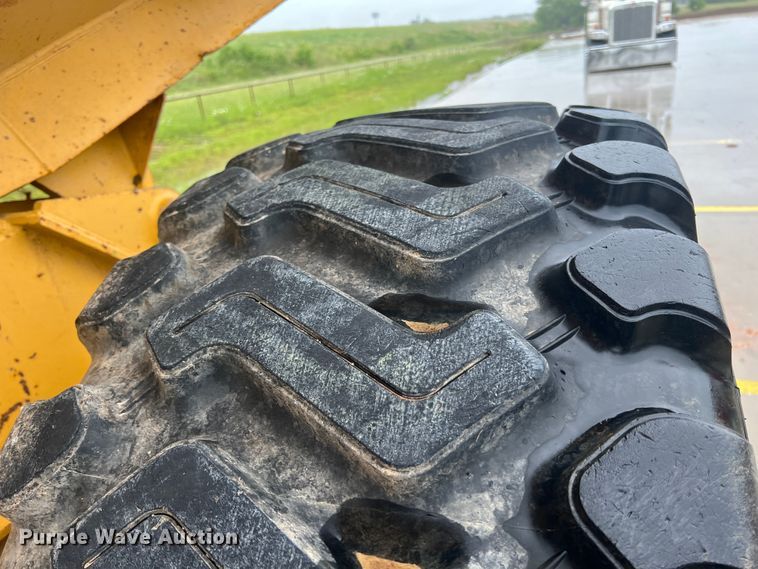 image for item HL9086 1995 Bell B25B  haul truck