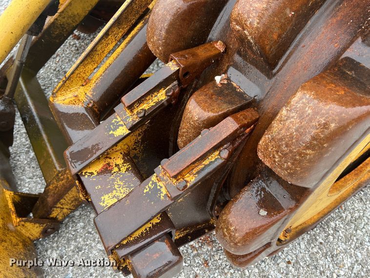 image for item HL9090 Raygo  soil compactor