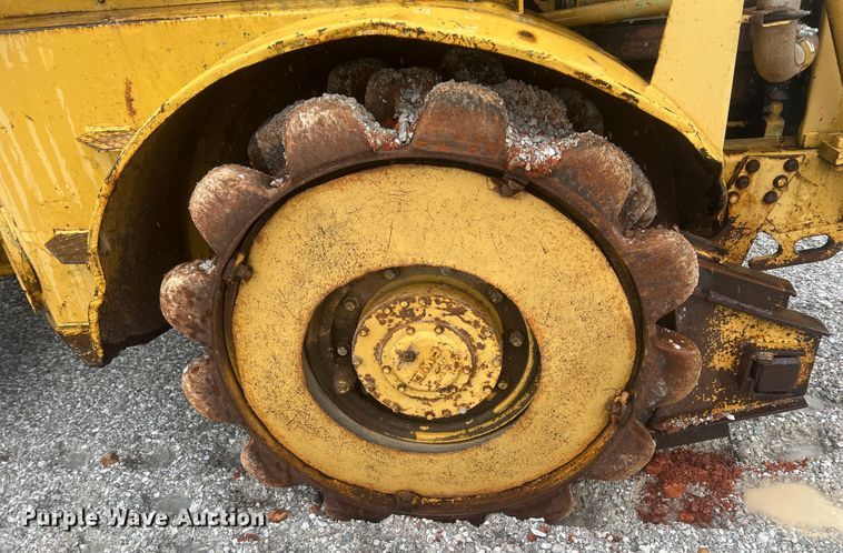 image for item HL9090 Raygo  soil compactor