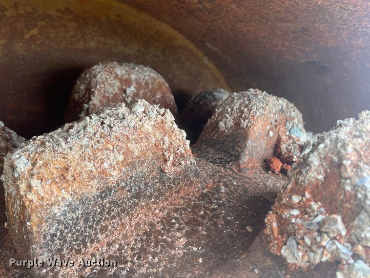 image for item HL9090 Raygo  soil compactor