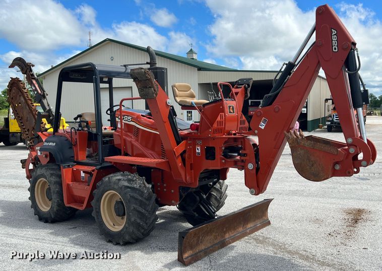 image for item HL9097 2007 Ditch Witch RT95  trencher