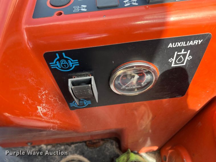 image for item HL9097 2007 Ditch Witch RT95  trencher