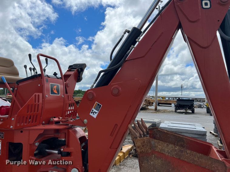image for item HL9097 2007 Ditch Witch RT95  trencher