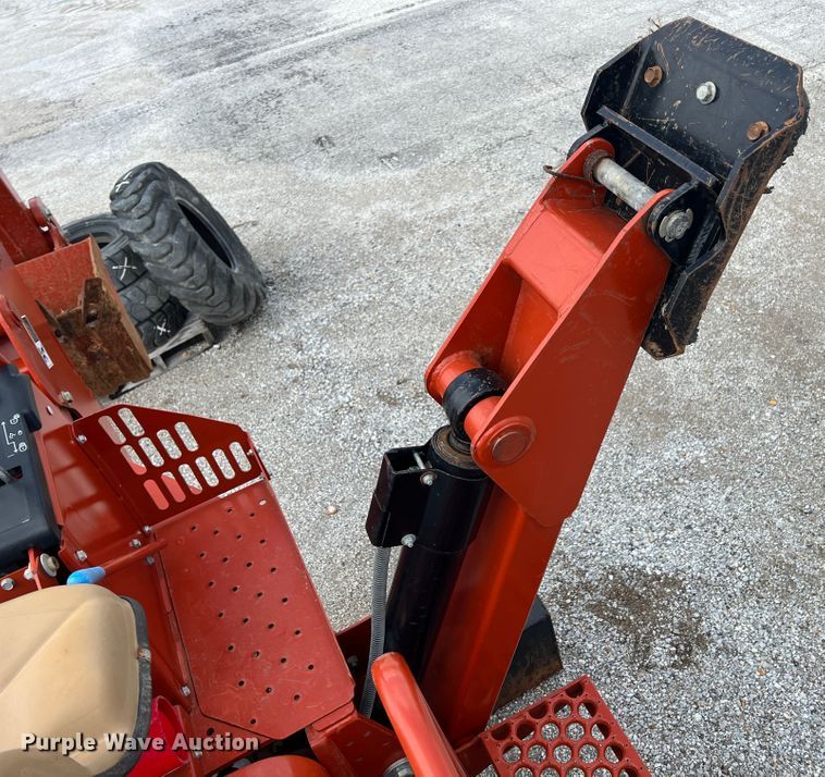 image for item HL9097 2007 Ditch Witch RT95  trencher