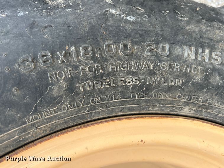 image for item HL9097 2007 Ditch Witch RT95  trencher