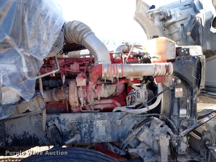 image for item IS9465 2020 Kenworth T880  dump truck