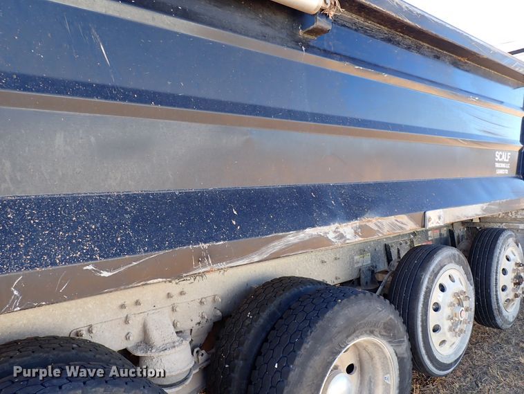 image for item IS9465 2020 Kenworth T880  dump truck