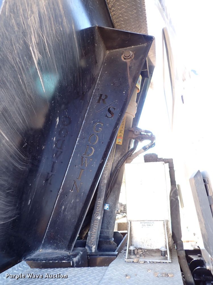 image for item IS9465 2020 Kenworth T880  dump truck