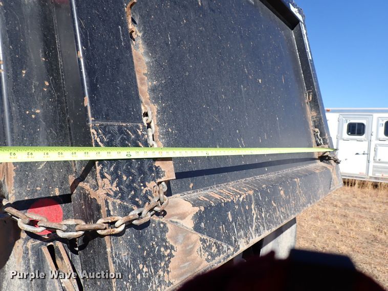 image for item IS9465 2020 Kenworth T880  dump truck