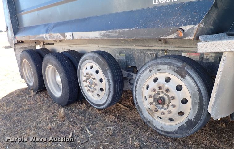 image for item IS9465 2020 Kenworth T880  dump truck