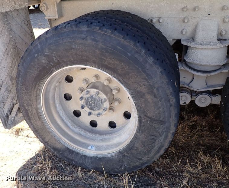 image for item IS9465 2020 Kenworth T880  dump truck