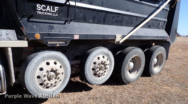 image for item IS9465 2020 Kenworth T880  dump truck