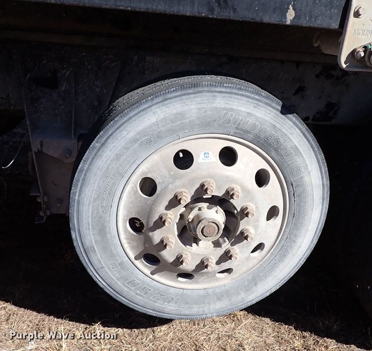 image for item IS9465 2020 Kenworth T880  dump truck