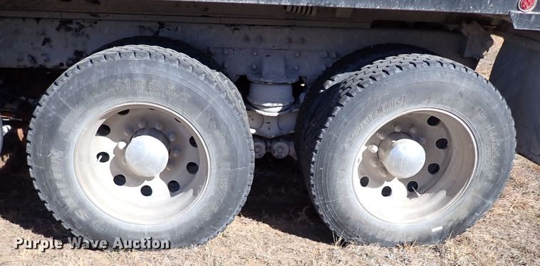 image for item IS9465 2020 Kenworth T880  dump truck