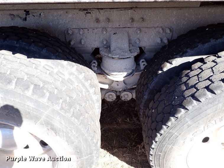 image for item IS9465 2020 Kenworth T880  dump truck