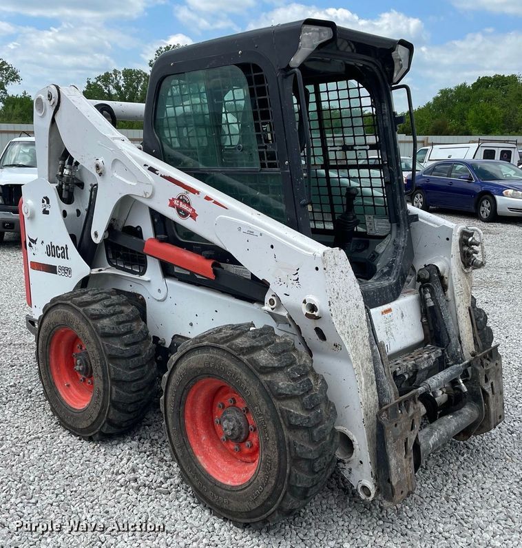 image for item JC9866 2015 Bobcat S650  skid steer loader
