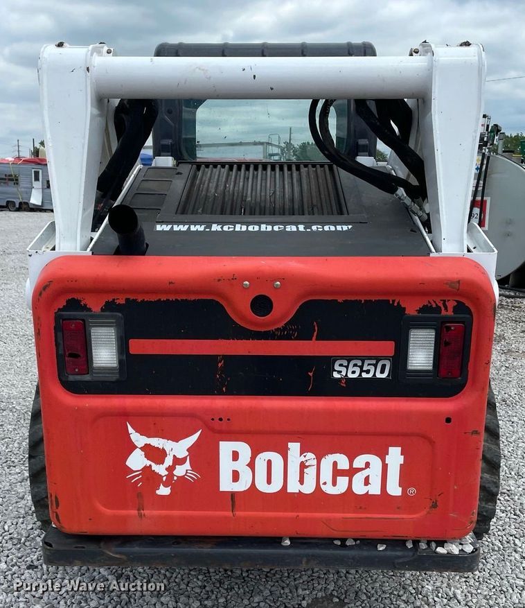 image for item JC9866 2015 Bobcat S650  skid steer loader