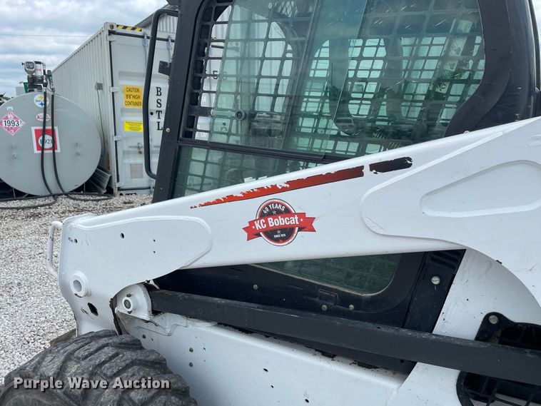 image for item JC9866 2015 Bobcat S650  skid steer loader