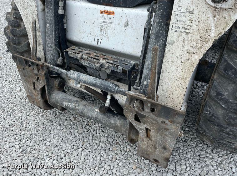 image for item JC9866 2015 Bobcat S650  skid steer loader