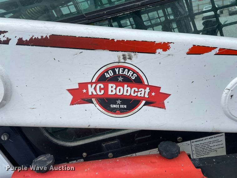 image for item JC9866 2015 Bobcat S650  skid steer loader