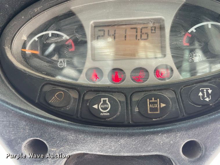 image for item JC9866 2015 Bobcat S650  skid steer loader